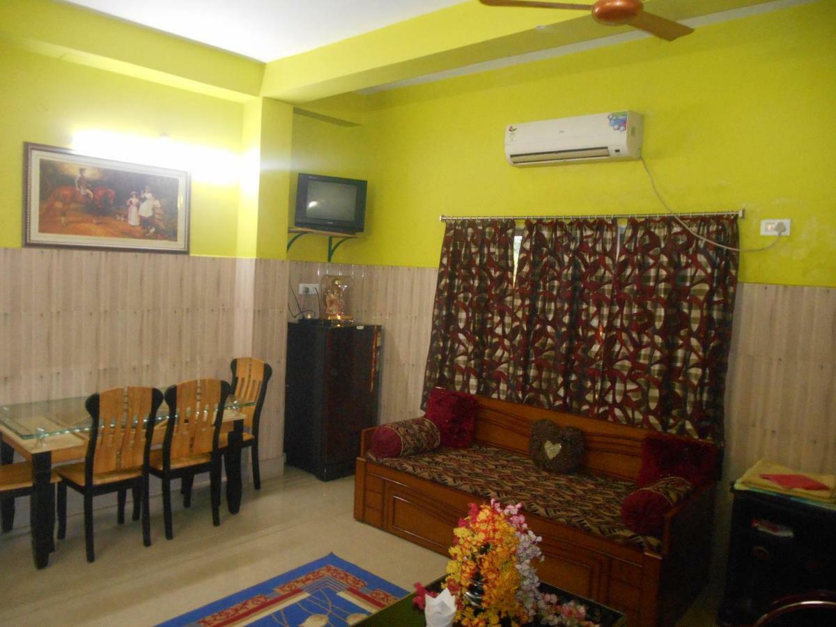 Hotel Surja Laxmi Raiganj Exterior photo